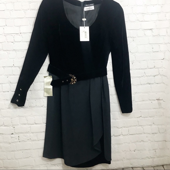 Valentino Dresses & Skirts - Valentino Miss V women black dress size 42/8 NWT